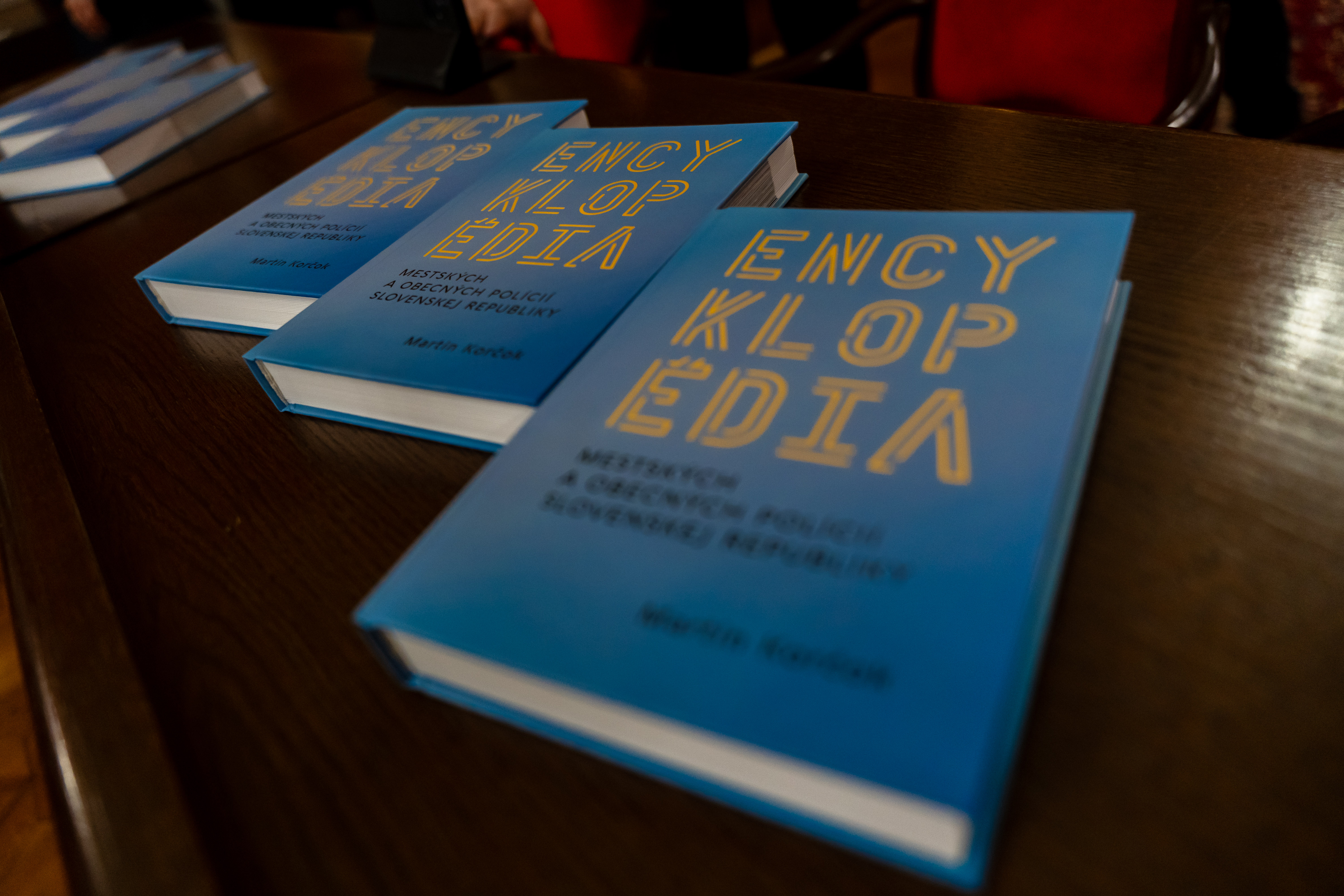 Slavnostny krst Encyklopedie obecnych a mestskych policii 